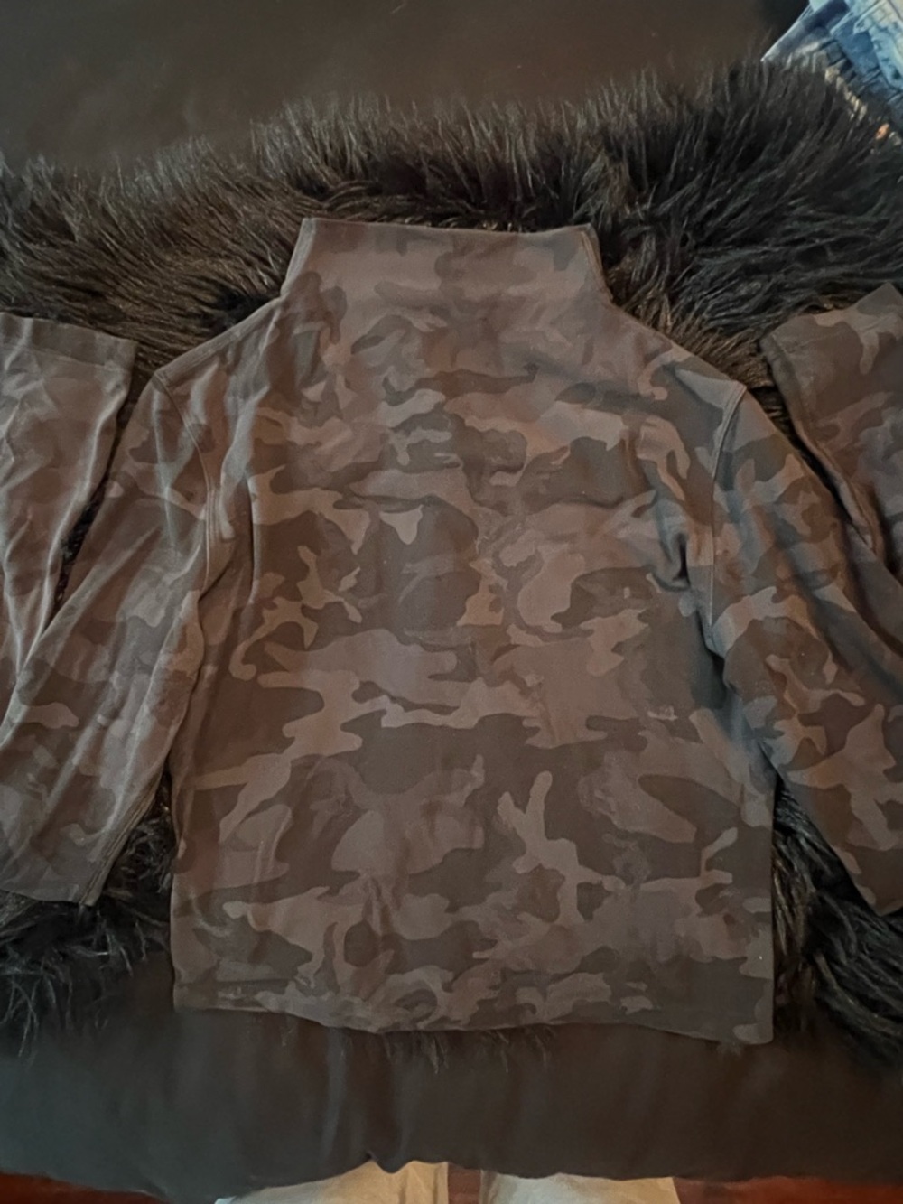 lululemon athletica heritage camo long sleeve